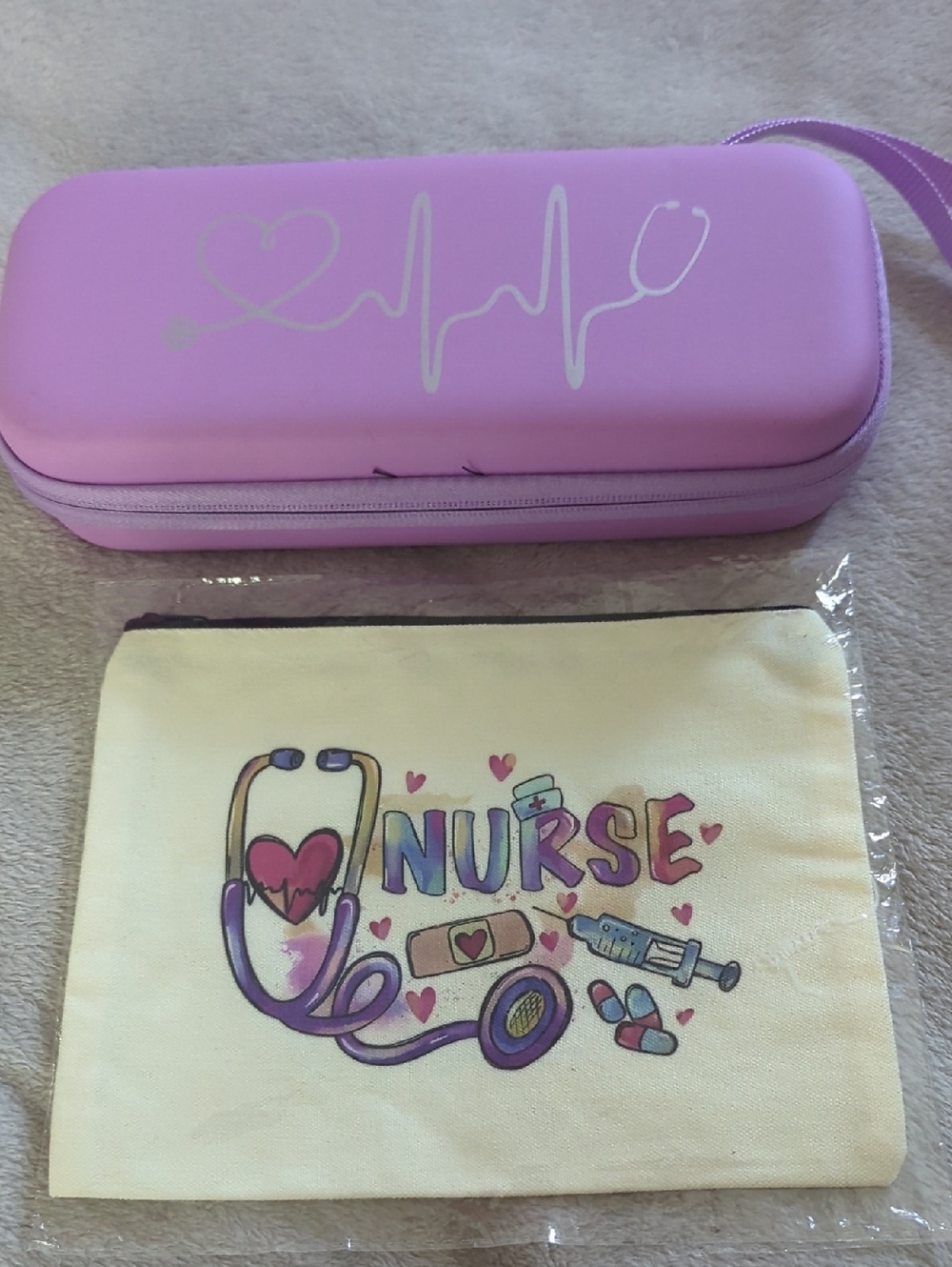 Source Unknown Pink Nurse Stethoscope Case with Cream Nurse Pouch